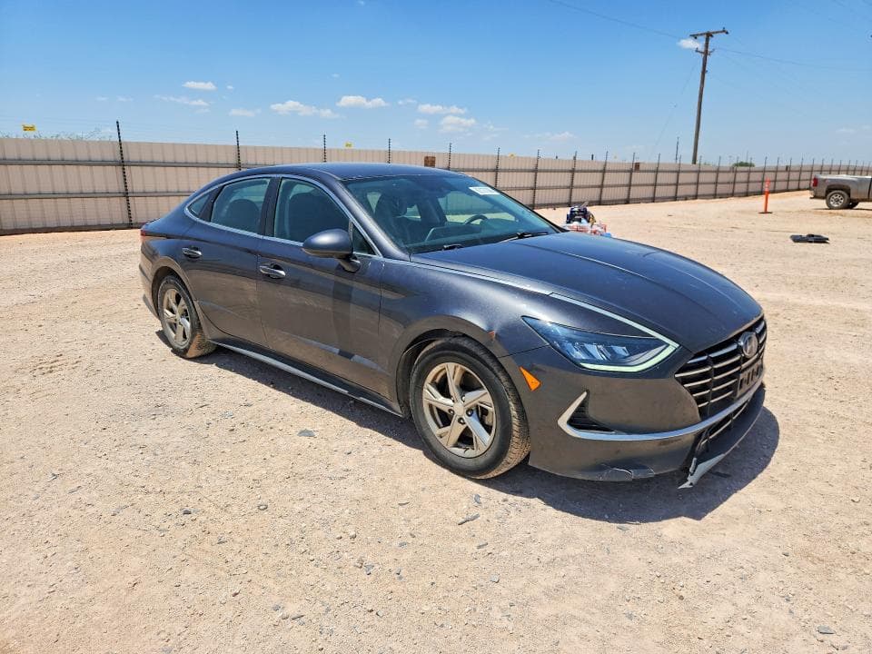 2021 HYUNDAI SONATA SE 4