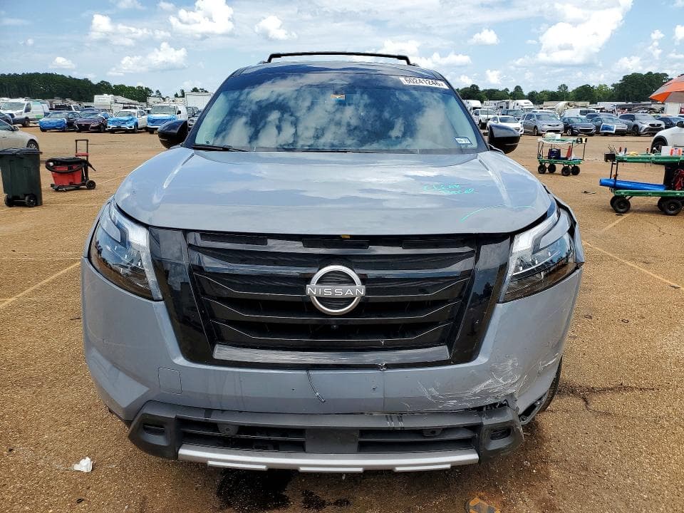 2025 NISSAN PATHFINDER SL 5