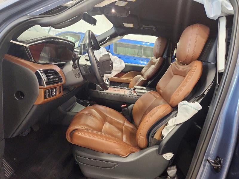 2023 LINCOLN NAVIGATOR L RESERVE 7