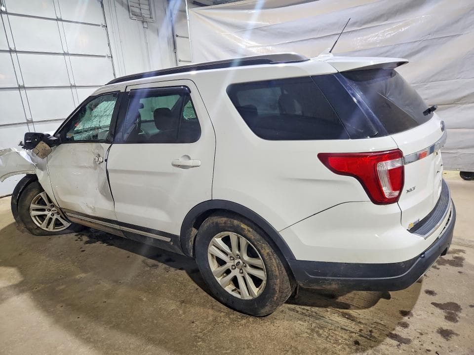 2018 FORD EXPLORER XLT 2
