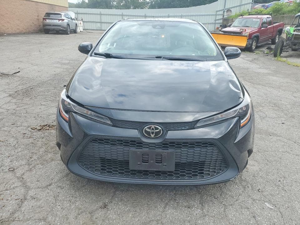 2022 TOYOTA COROLLA LE 5