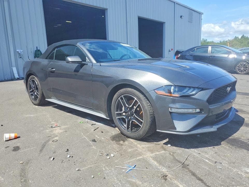 2020 FORD MUSTANG 4