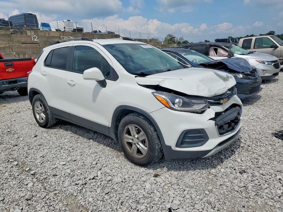 2022 CHEVROLET TRAX 1LT 4