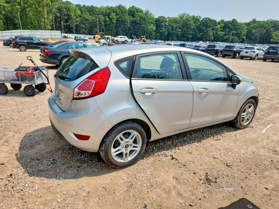2017 FORD FIESTA SE 3