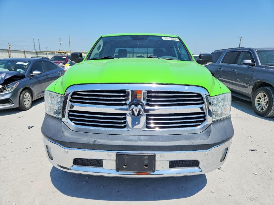 2019 RAM 1500 CLASSIC SLT 5