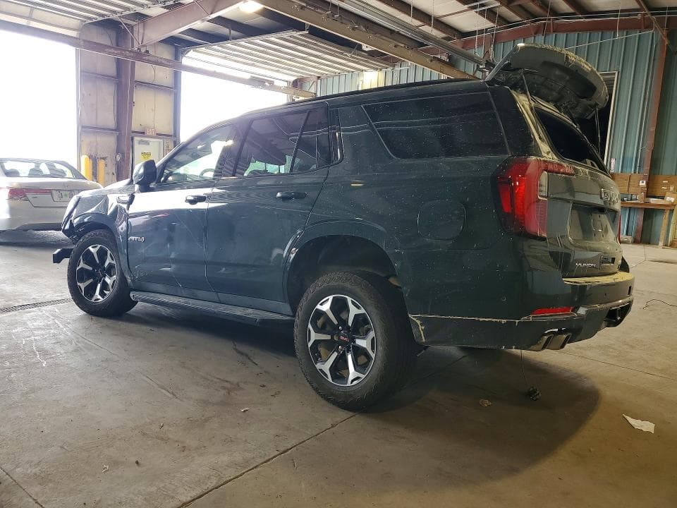 2025 GMC YUKON AT4 2
