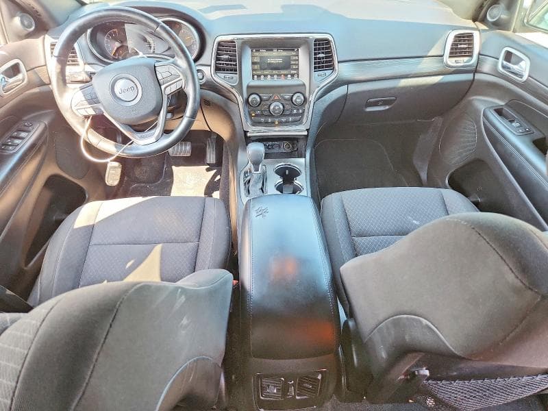2020 JEEP GRAND CHEROKEE LAREDO 8