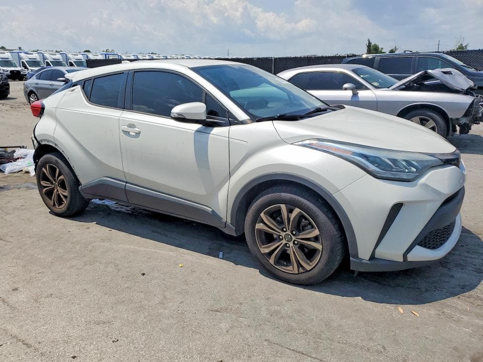 2020 TOYOTA C-HR LE 4