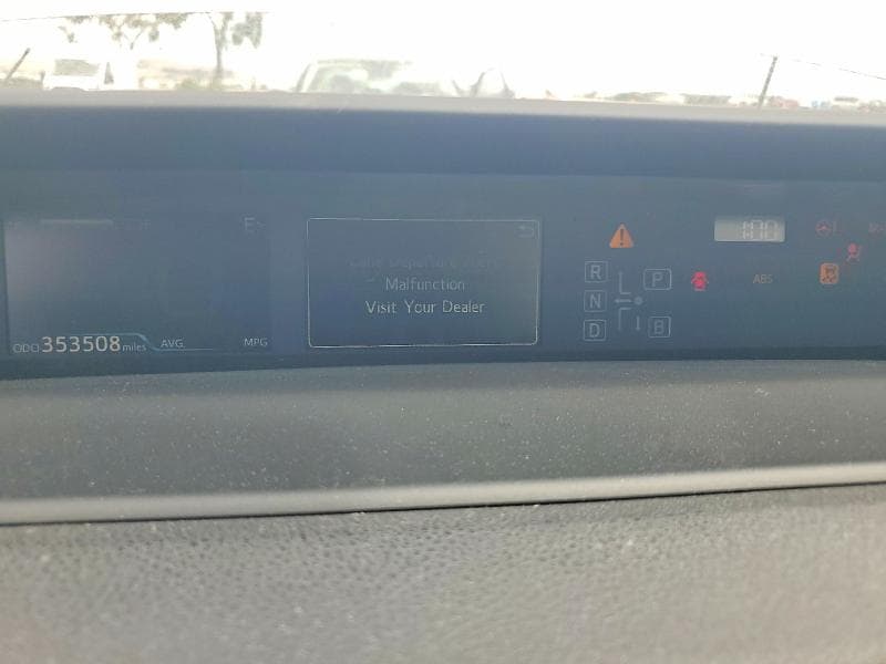 2018 TOYOTA PRIUS ONE 9