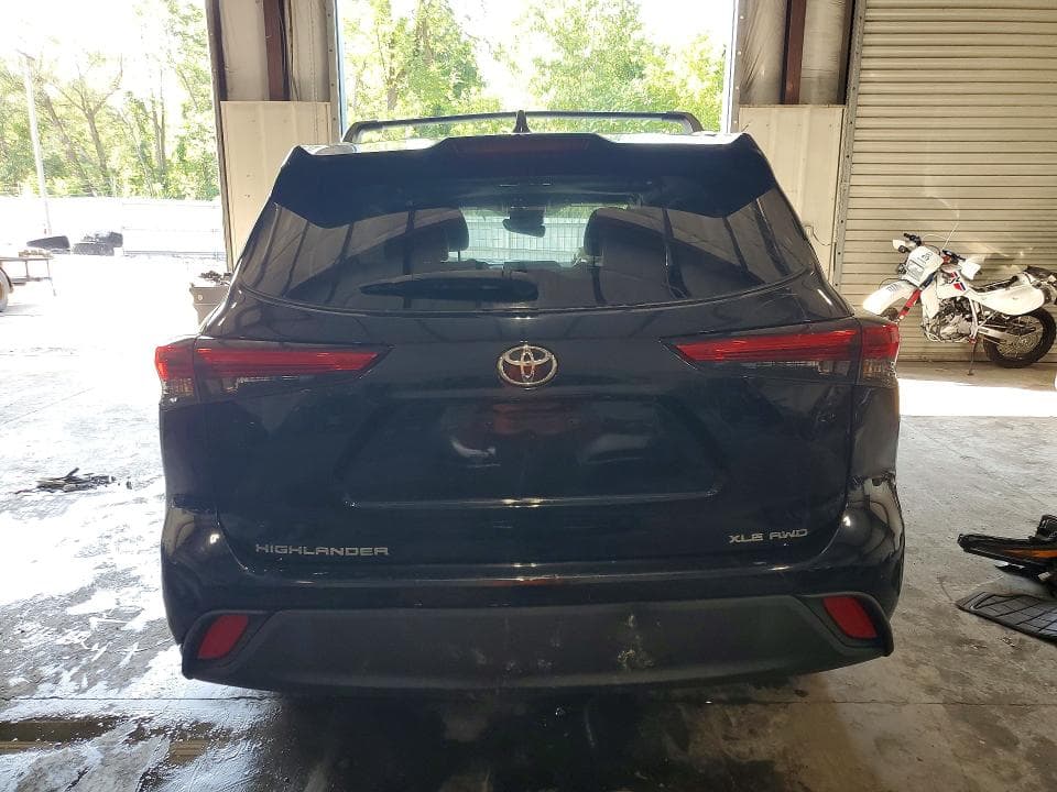 2023 TOYOTA HIGHLANDER XLE 6