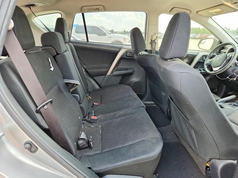 2018 TOYOTA RAV4 LE 10