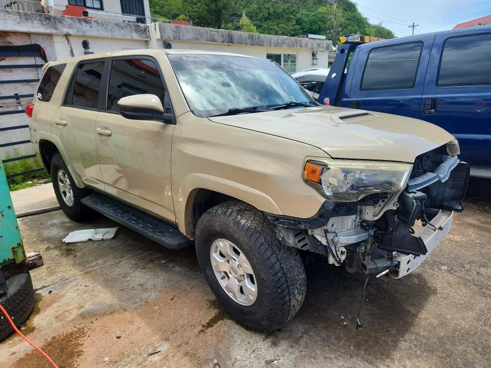 2021 TOYOTA 4RUNNER SR5 4