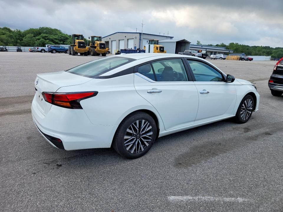 2025 NISSAN ALTIMA SV 3