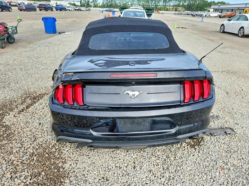 2022 FORD MUSTANG 6