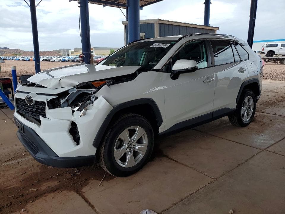 2021 TOYOTA RAV4 XLE - 1