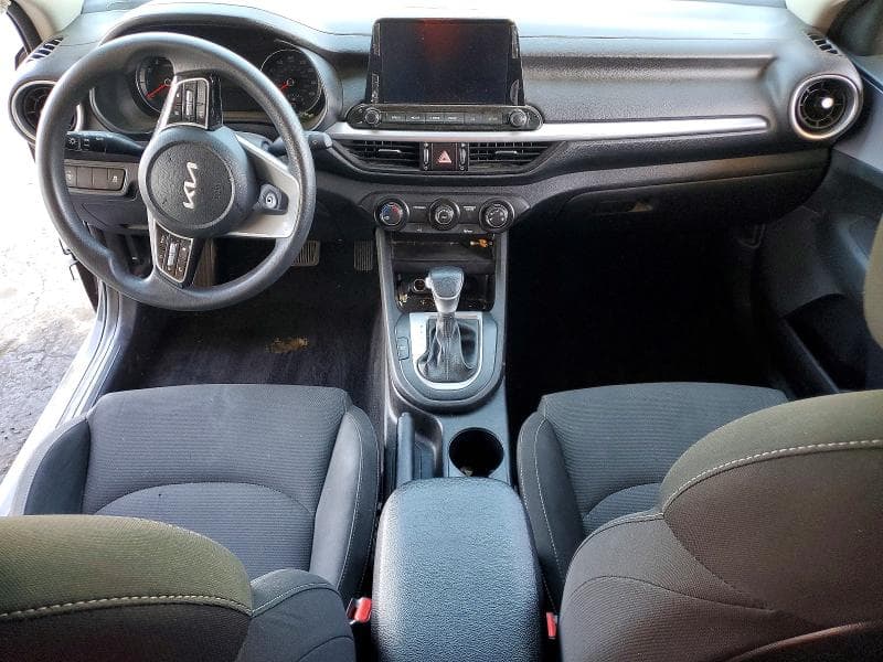 2022 KIA FORTE LXS 8