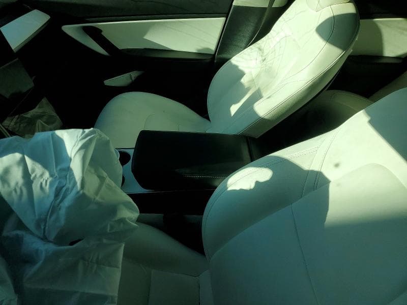 2018 TESLA MODEL 3 9