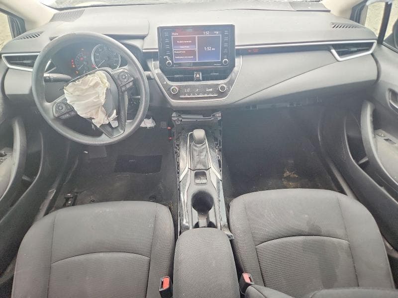 2022 TOYOTA COROLLA LE 8