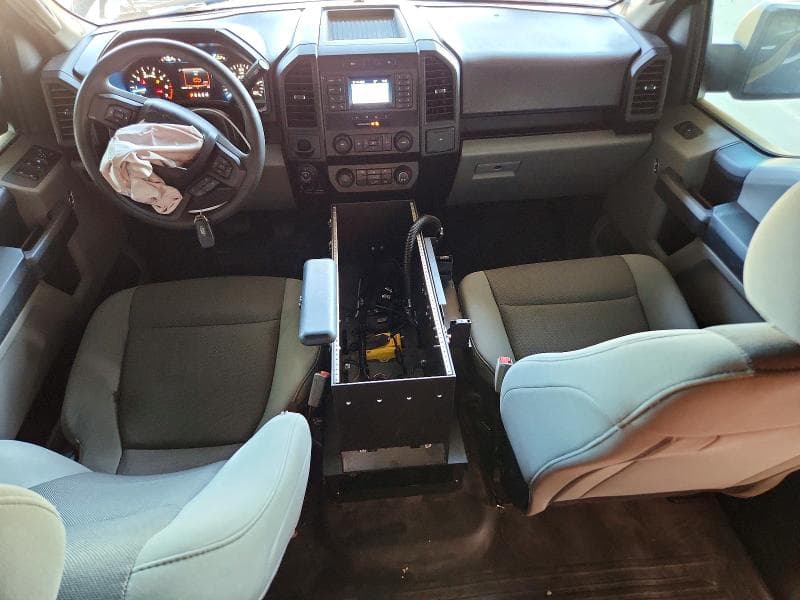 2020 FORD F150 XL 8