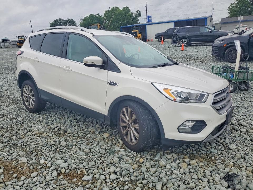 2017 FORD ESCAPE TITANIUM 4
