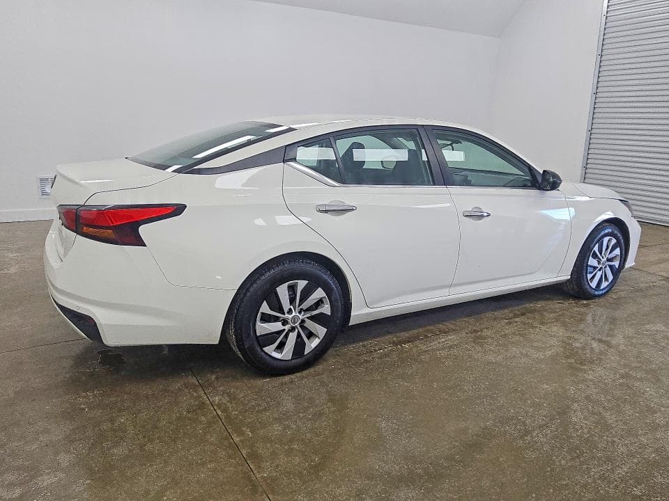 2024 NISSAN ALTIMA S 3