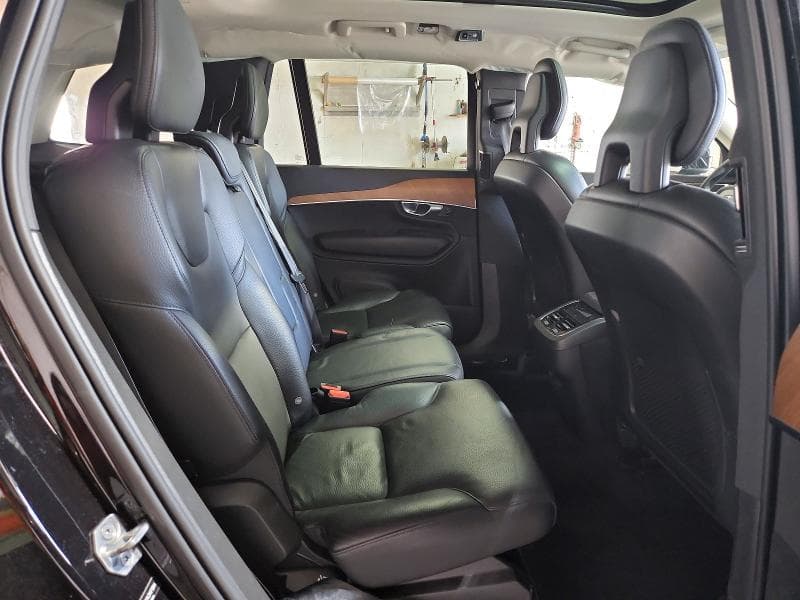 2021 VOLVO XC90 T6 MOMENTUM 11