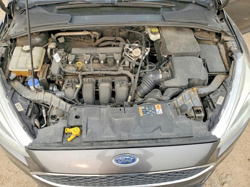 2017 FORD FOCUS SE 11