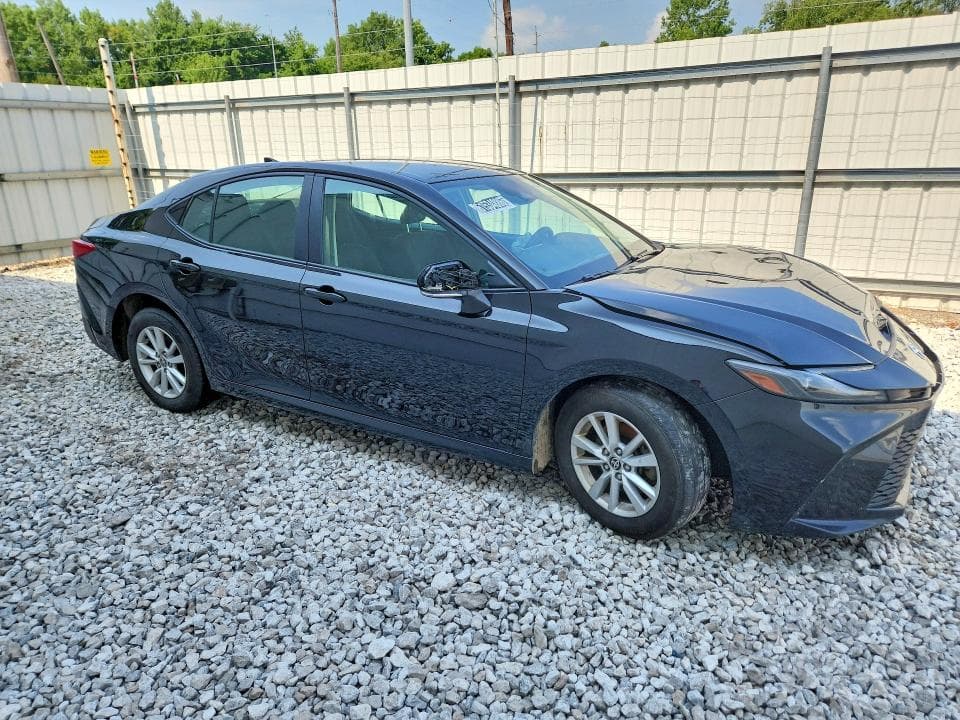 2025 TOYOTA CAMRY LE 4