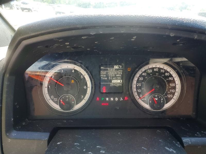 2024 RAM 1500 CLASSIC SLT 9