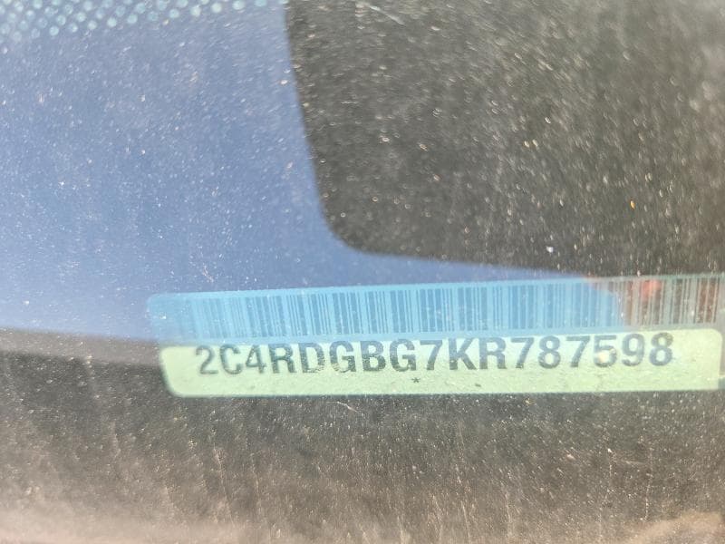 2019 DODGE GRAND CARAVAN SE 13