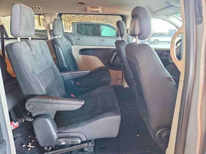 2019 DODGE GRAND CARAVAN SE 11