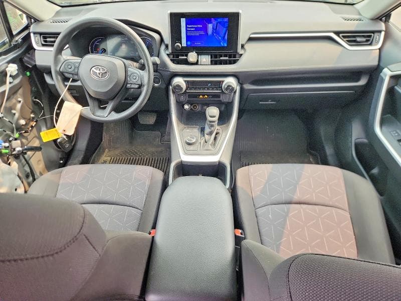 2024 TOYOTA RAV4 HYBRID XLE 8