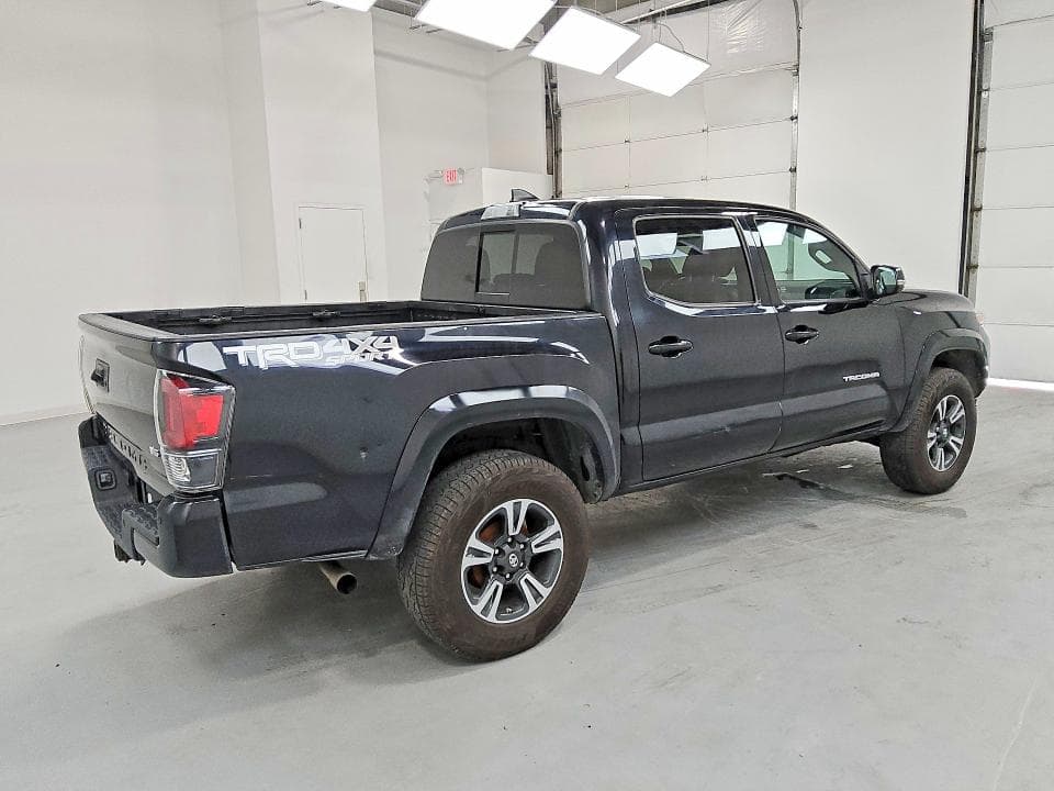 2018 TOYOTA TACOMA TRD SPORT 3