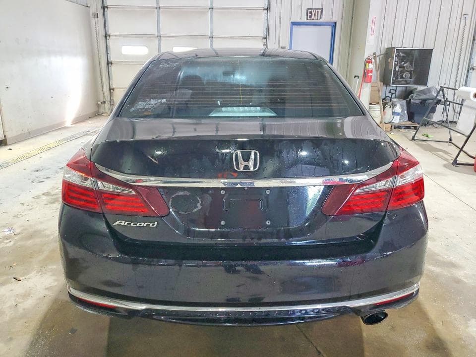 2017 HONDA ACCORD LX 6