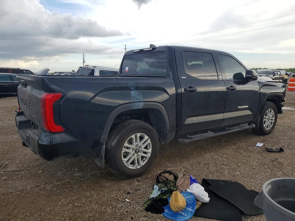 2026 TOYOTA TUNDRA SR5 3
