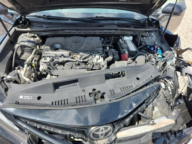 2020 TOYOTA CAMRY SE 11