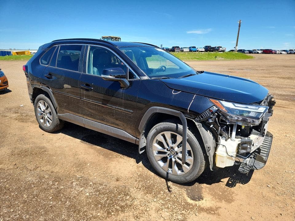 2024 TOYOTA RAV4 XLE 4
