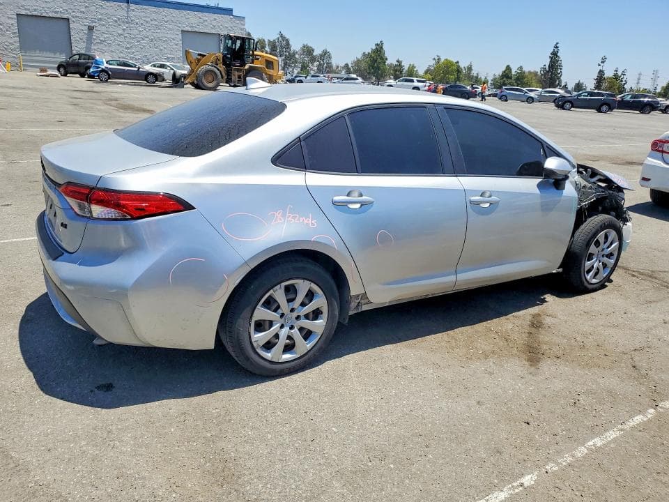 2022 TOYOTA COROLLA LE 3