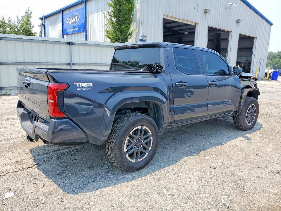 2025 TOYOTA TACOMA TRD SPORT 3