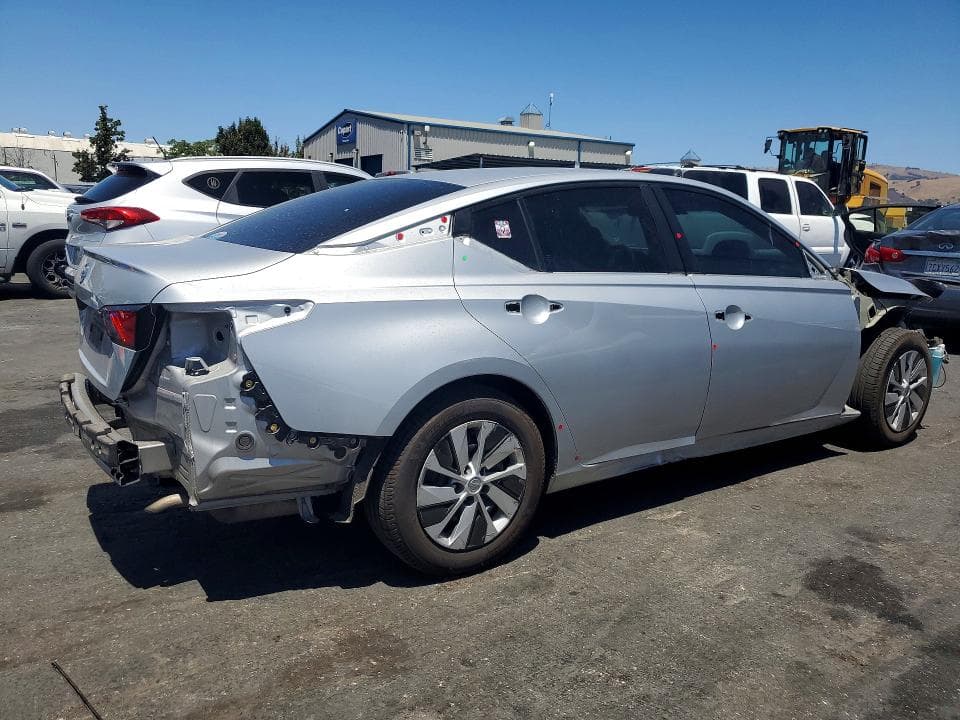 2022 NISSAN ALTIMA S 3