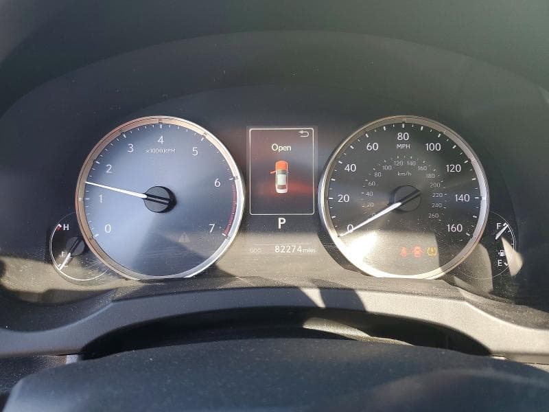 2019 LEXUS IS 300 9