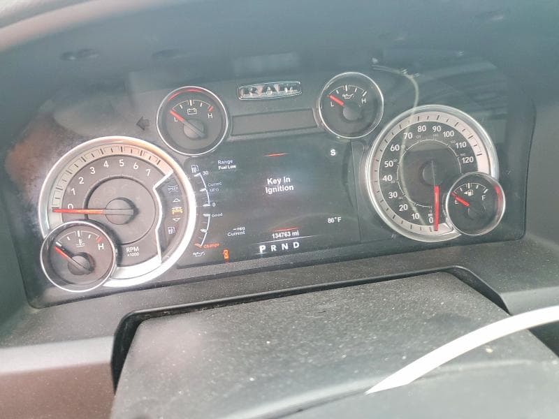 2017 RAM 1500 SLT 9