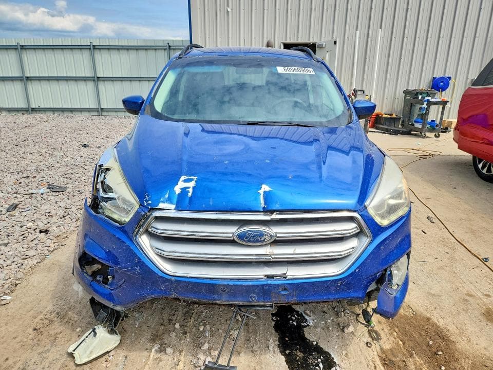 2017 FORD ESCAPE SE 5