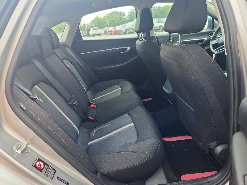 2021 HYUNDAI SONATA SE 10