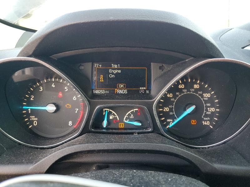 2017 FORD ESCAPE SE 9