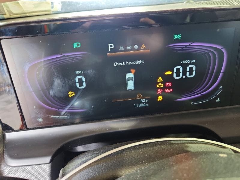 2025 KIA SELTOS LX 9