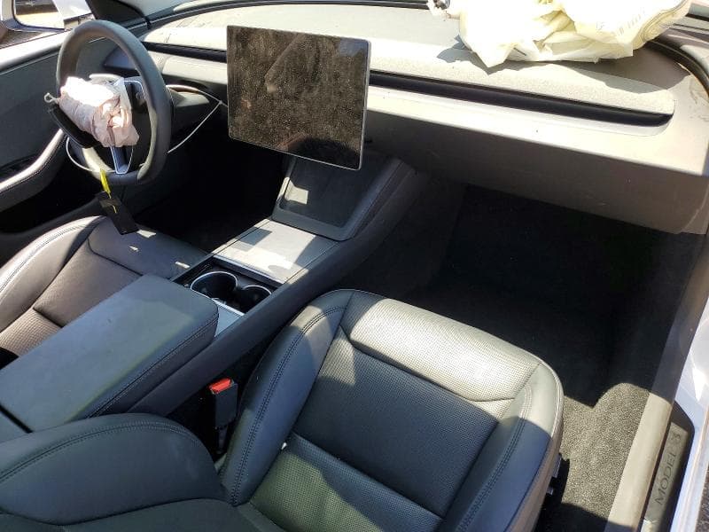 2026 TESLA MODEL 3 8