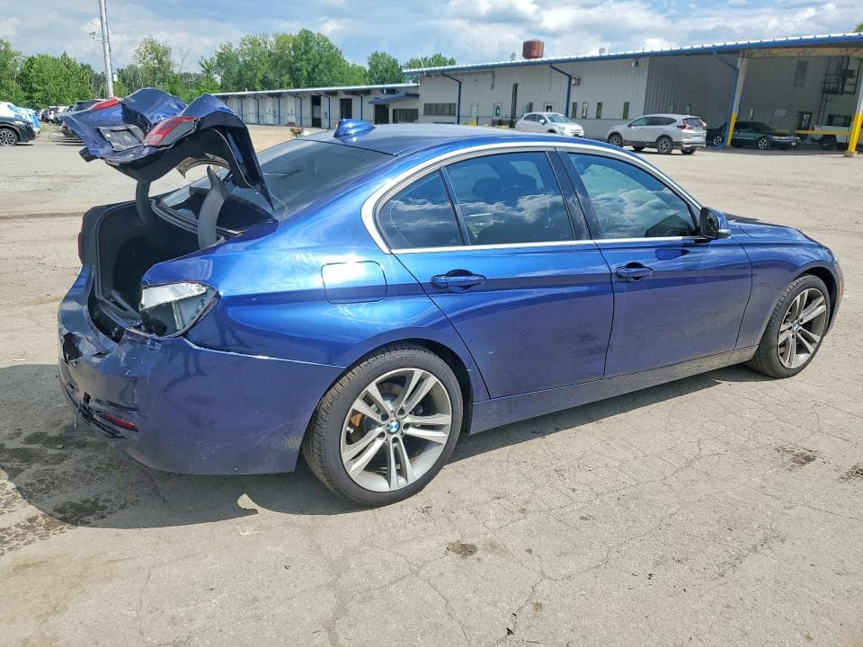 2018 BMW 330 XI 3