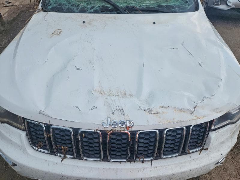 2019 JEEP GRAND CHEROKEE LAREDO 12