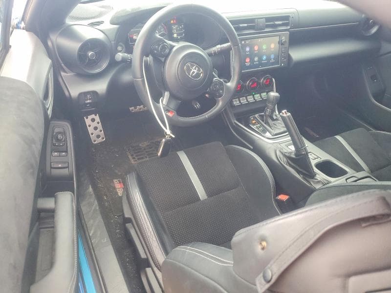 2024 TOYOTA GR 86 PREMIUM 8